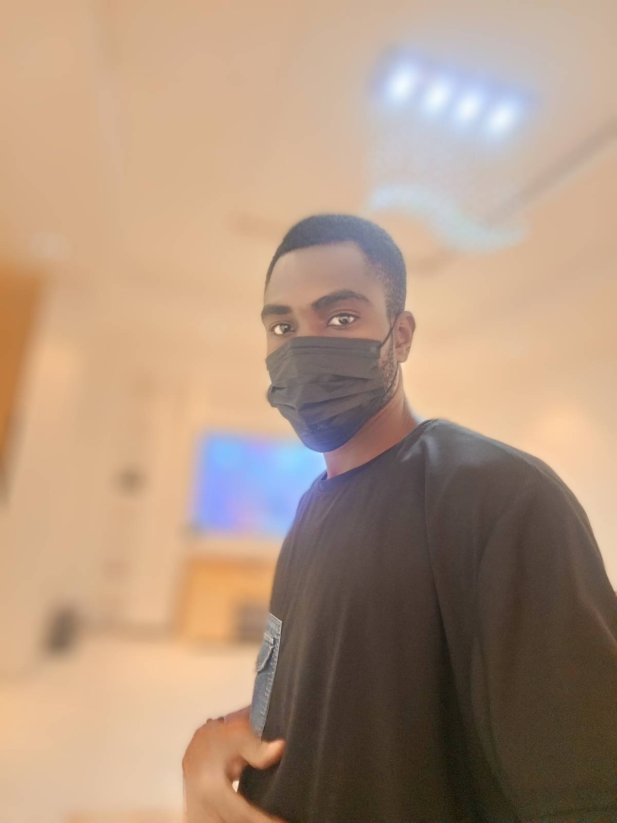 Follow me, make I follow you back, e no get as e want be wey e never be
