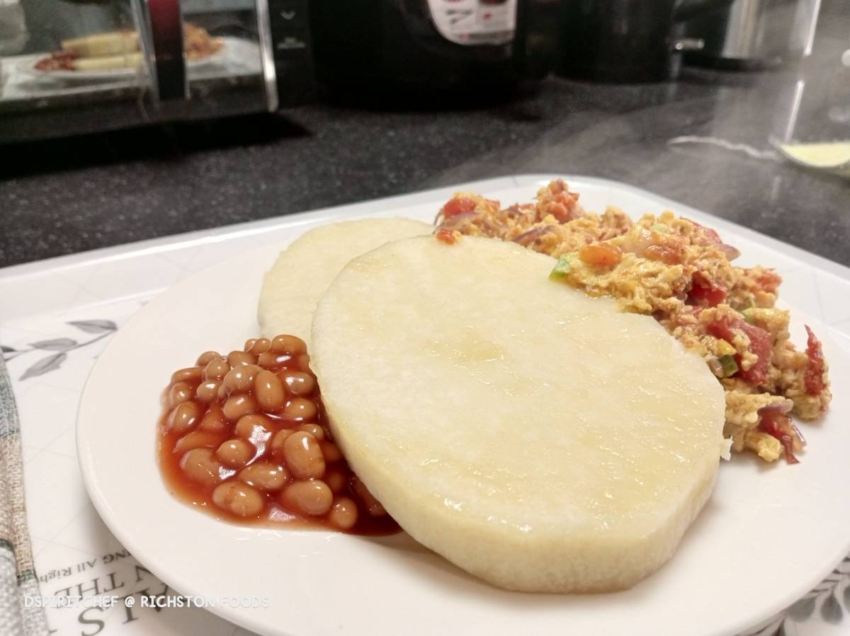 Its simple, it's quick, it's a nice treat for lunch too.
Good afternoon my beautiful people
#Lekee...