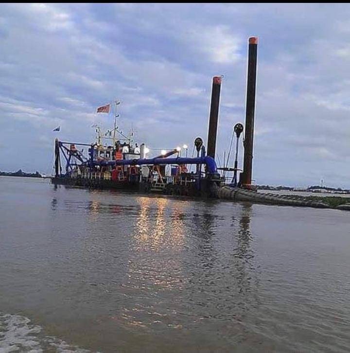DREDGE AVAILABLE FOR DREDGING RELATED PROJECT LIKE RECLAMATION, SWEEPING AND OTHERS