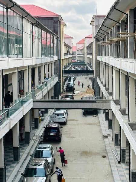 Well Organized market!
Guess where, This market is located in Abia State, Ariaaria Global Market #l...