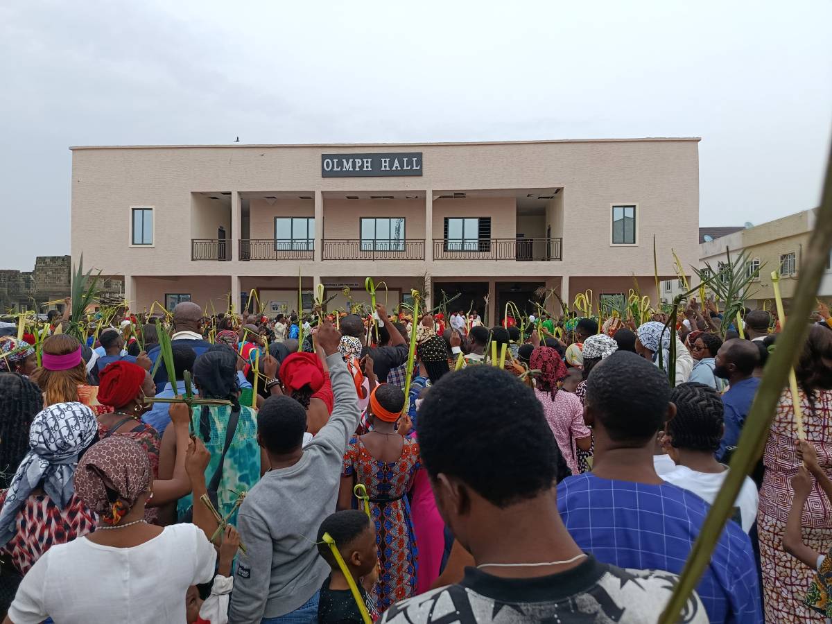 Happy Passion Sunday Leekees
Today the Church celebrates the triumphant entry of our Lord Jesus Chr...