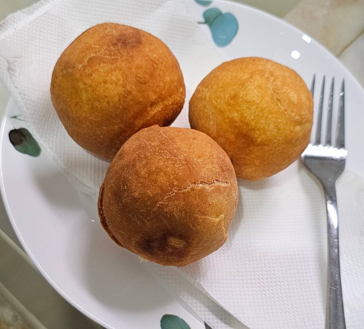 Hello nice people, how do I make soft home made egg roll
This i made was too hard
Please send me...