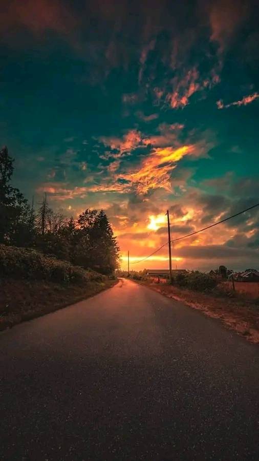 Create content that
resonates not just content that gets likes. Strive for meaningful connections....