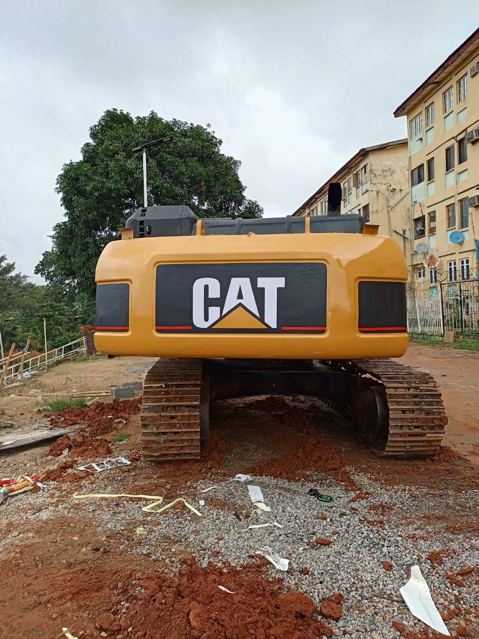 CAT EXCAVATOR FOR SALE 
125M
ABUJA
CALL OR CHAT O8068347388