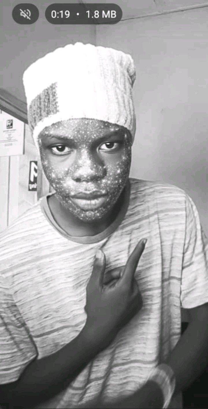 I'm new here😊
