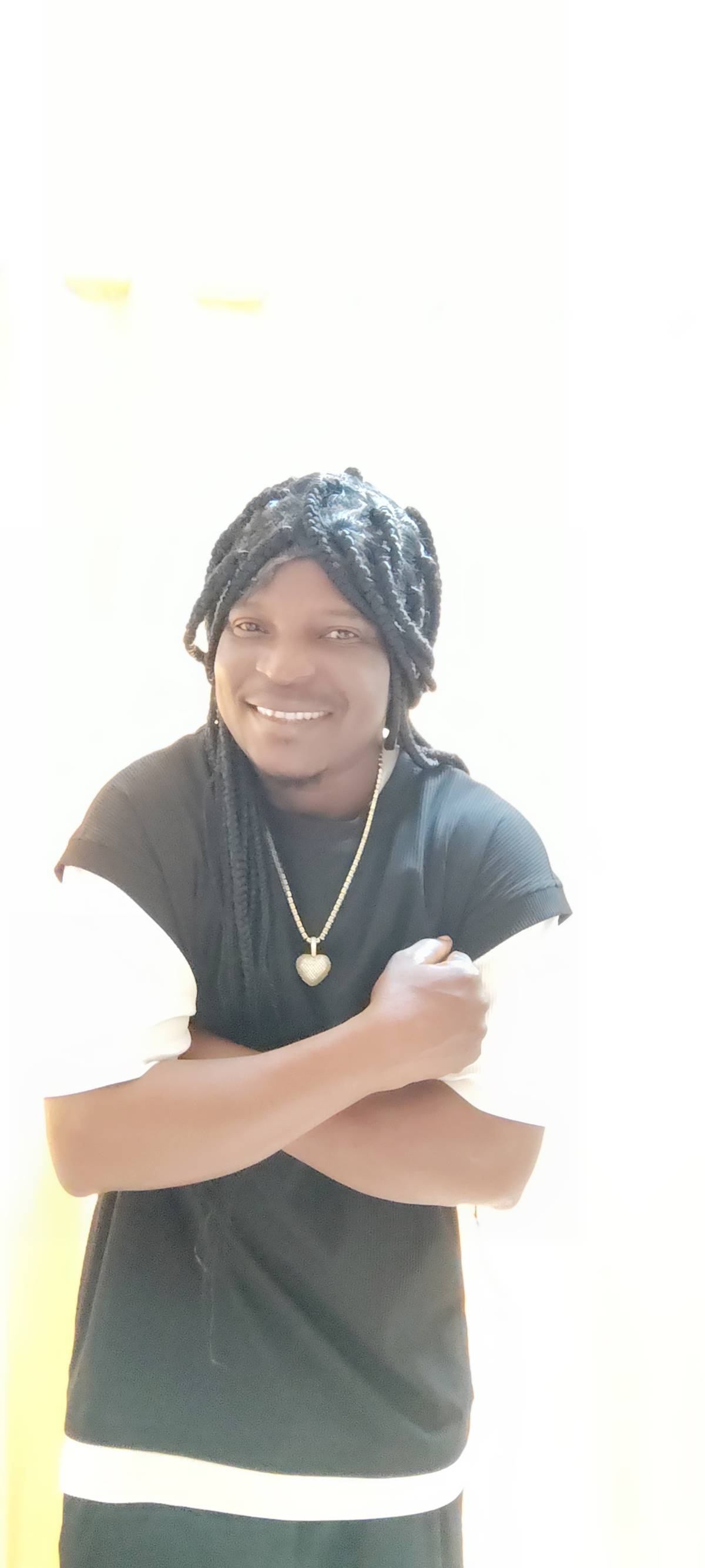 If you have just joining Lekeelekee,I'm here to connect with you, just type "Hello.