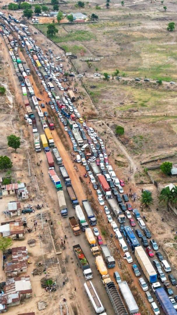 A drone shoot of Lokoja -Abuja expressway Gridlock