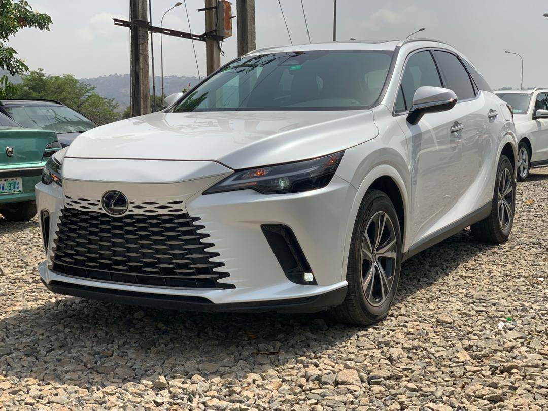 *๐ฅ๐ฅ๐ฅ AWOOFF DEAL ๐ฅ๐ฅ๐ฅ*
*2025 LEXUS RX350 PREMIUM EDITION Brand new THE CAR CAME 2025 December...