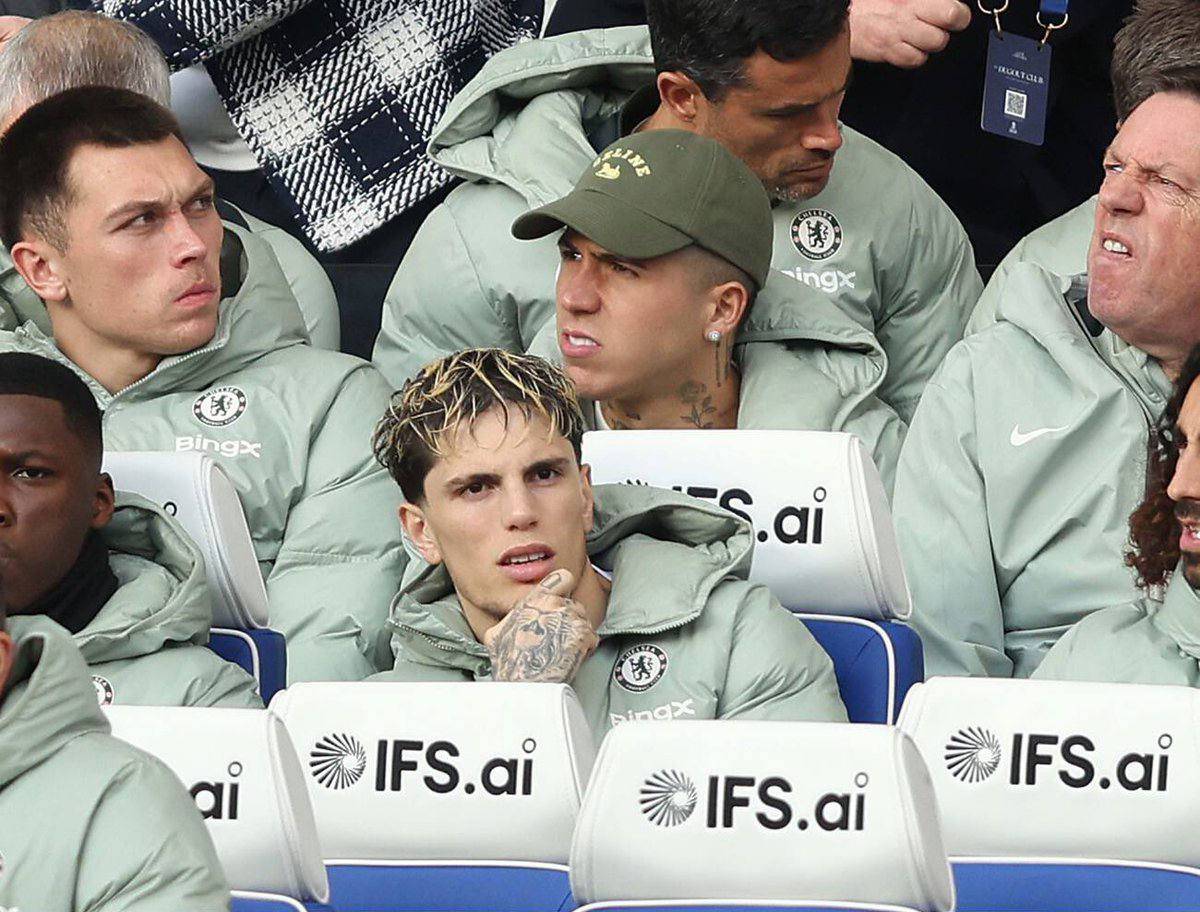 🗣️ Joe Cole on Chelsea’s handling of Enzo's situation:
"It’s a difficult one. It’s not so much the...
