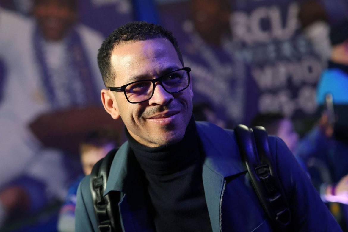 🗣️ Liam Rosenior on a game of two halves:
"Massively disappointing. City started the second half be...