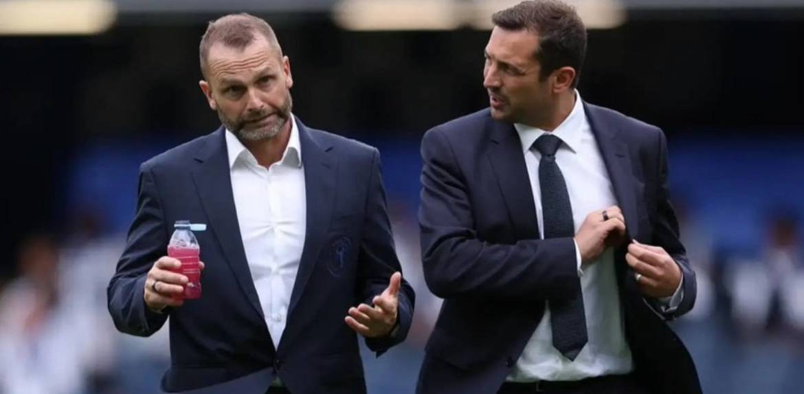 "If you look at the great Chelsea managers and the great managers at other clubs as well. Somebody l...