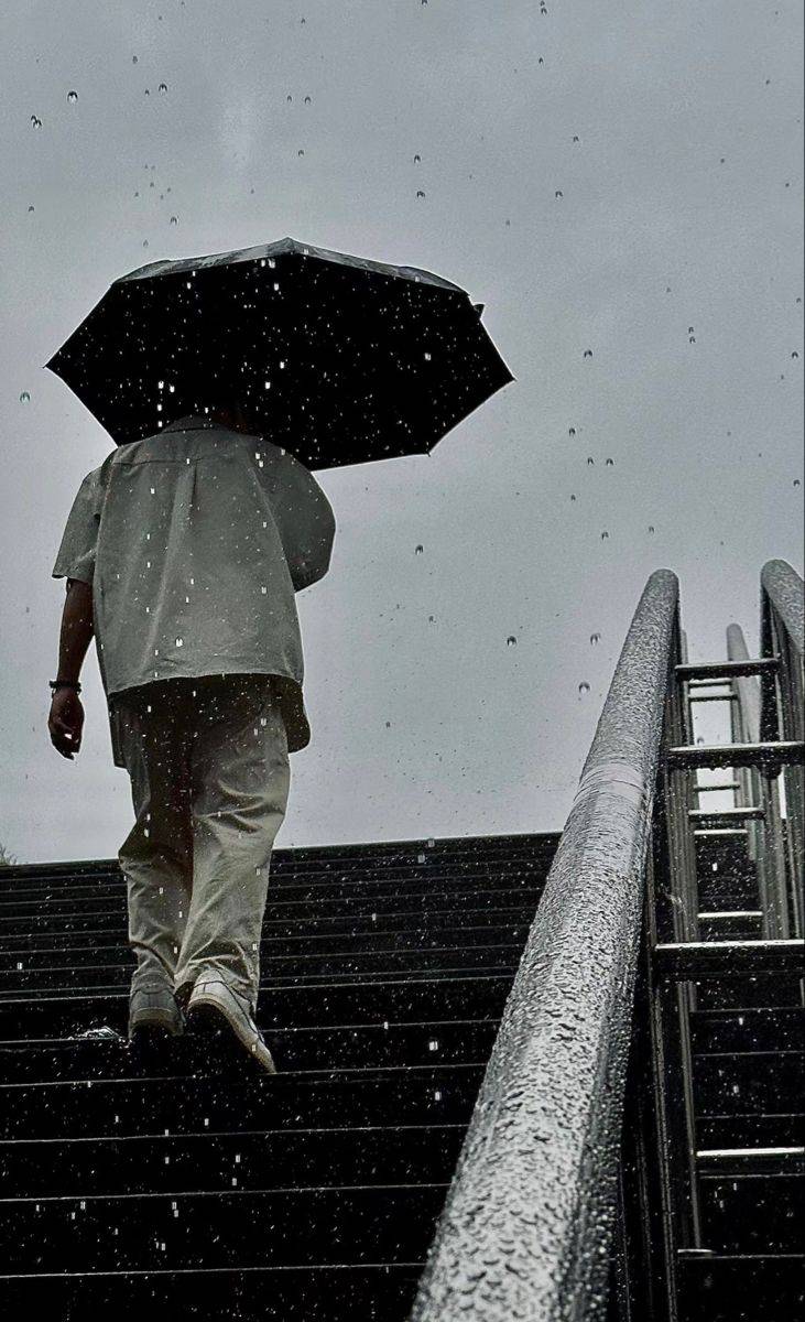 Rain fit beat you today, make thunder kill you tomorrow
I no come motivate anybody no go work hard...