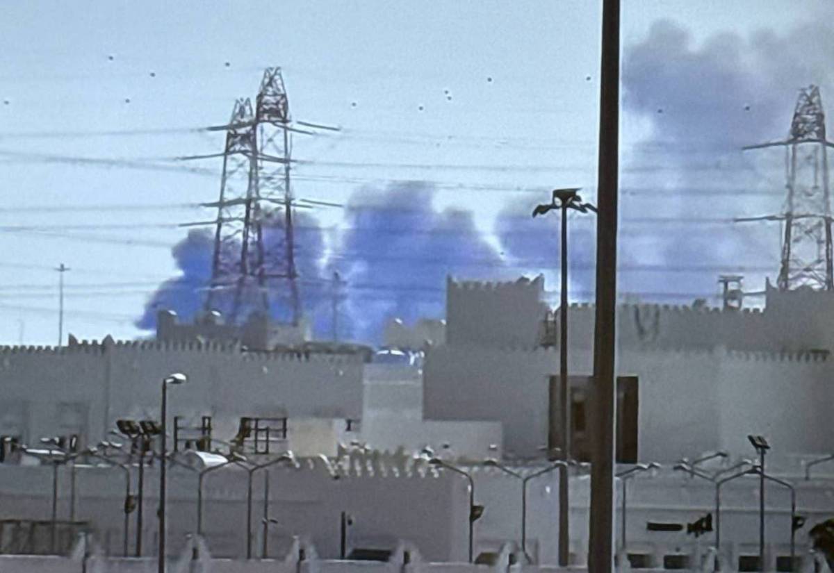 BREAKING:
๐ฎ๐ท๐ถ๐ฆ๐บ๐ธ Iran keeps hammering the US bases in Qatar
Two impacts right now at Al-Udeid Air...