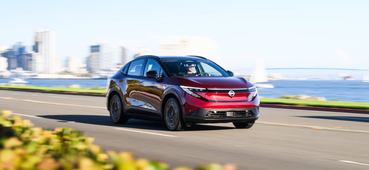 #Nissan unveils all-new LEAF, betting on global experience to drive next wave of EV adoption https:/...