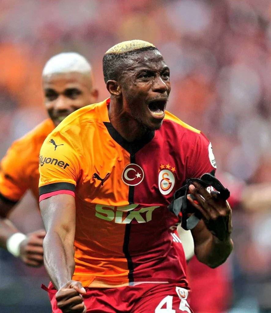 Napoli treated like a dog.
Osimhen revealed