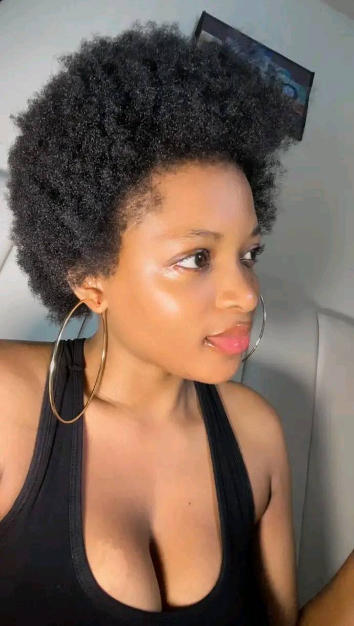 Fine Igbo girl from this side good morning