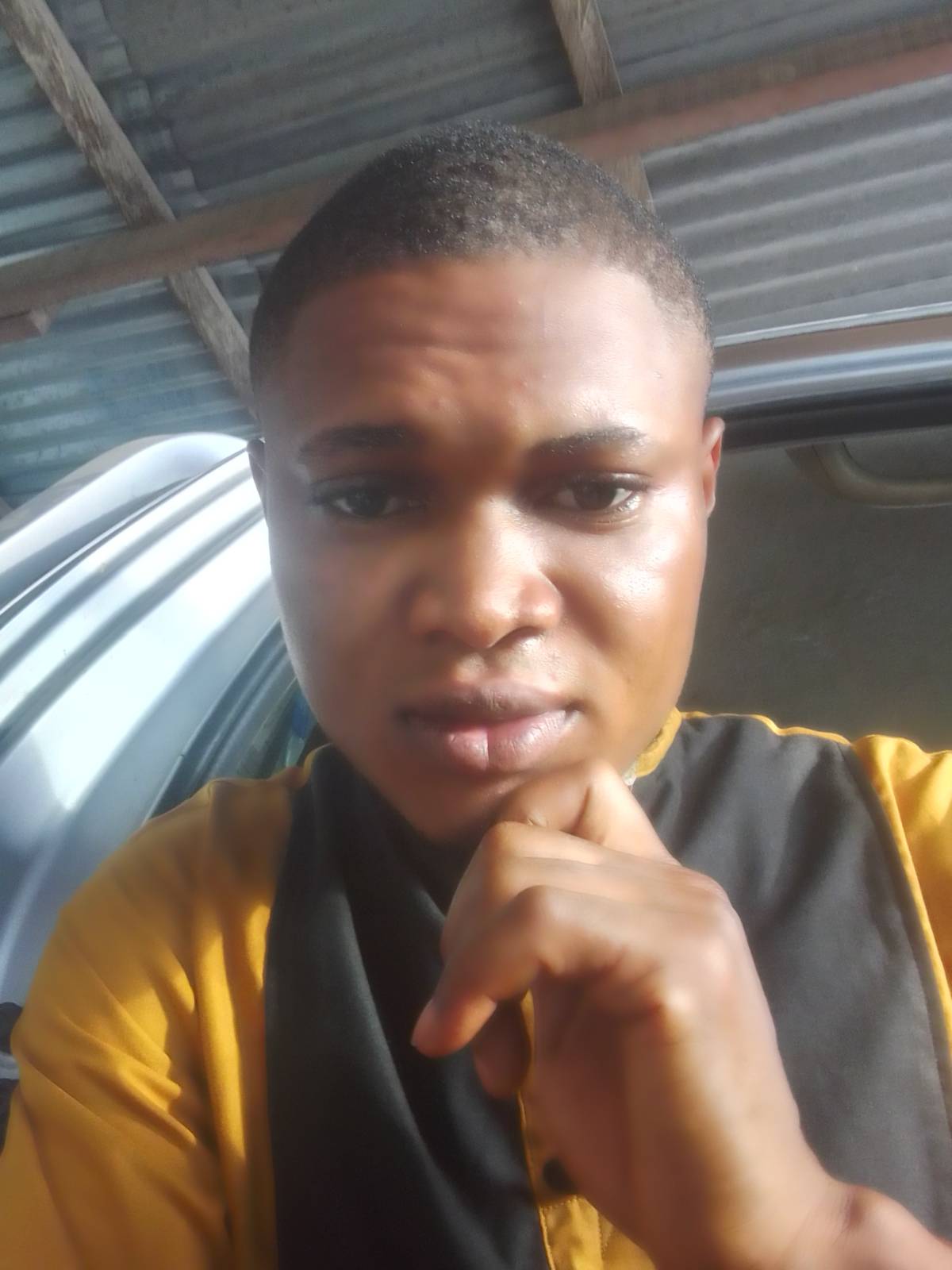 Good morning everyone I need a friend, would you mind us to be friends.