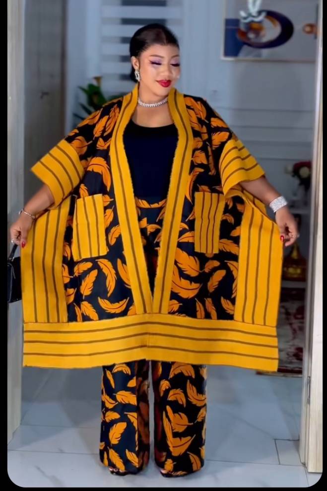 Asoke and Ankara
For more trending styles u can join my group in my page
Fashion and health
Femal...