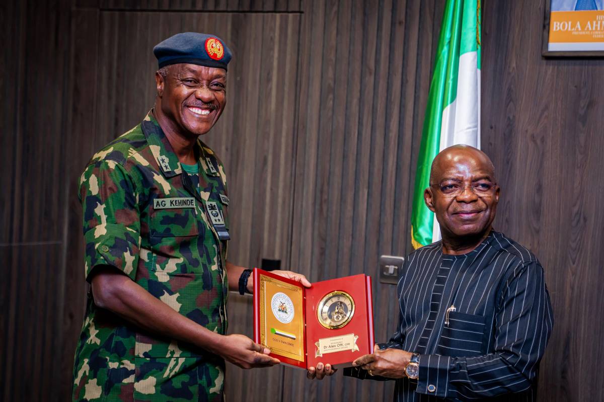 *Gov. Otti Approves 100 Hectares of Land for Nigerian Air Force Training Base at Abia Airport Pr...