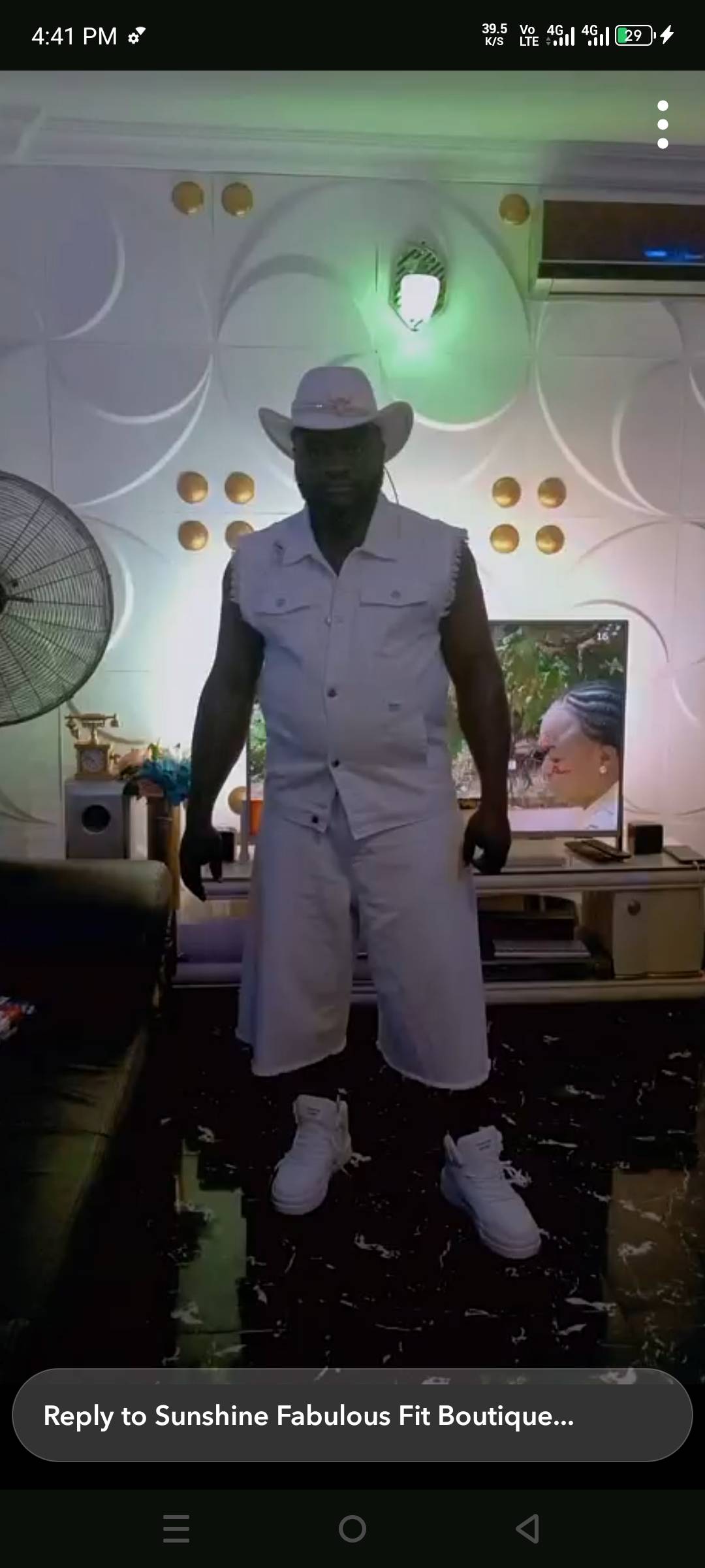 Ezechiyereugo 1 na Awo