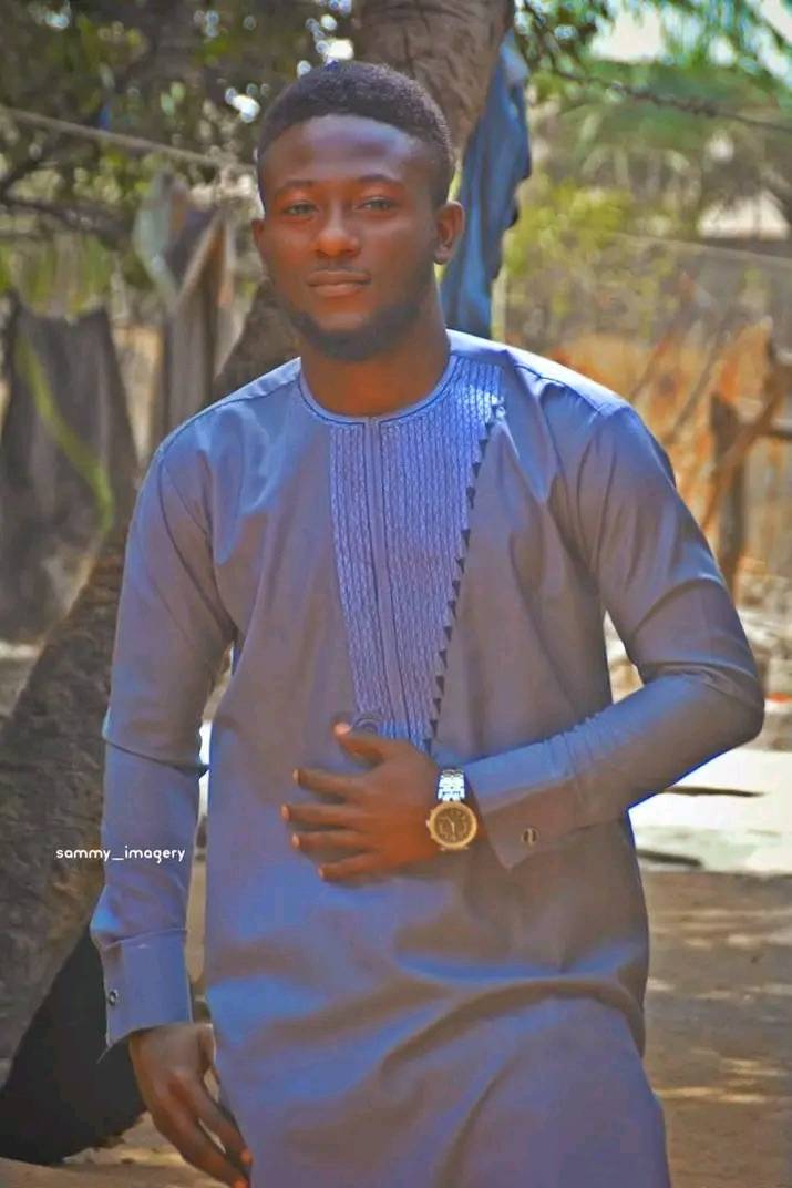 Happy Valentine my people #LekeeLekee #NaijaPride #Trending It's a season of love. Don't forget to l...