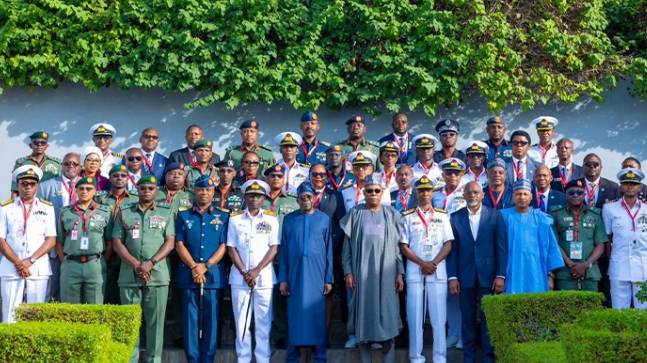 Tinubu praises Muslims slaughtered by Boko Haram, sends soldiers to Kwara
#LekeeLekee
#NaijaPride...