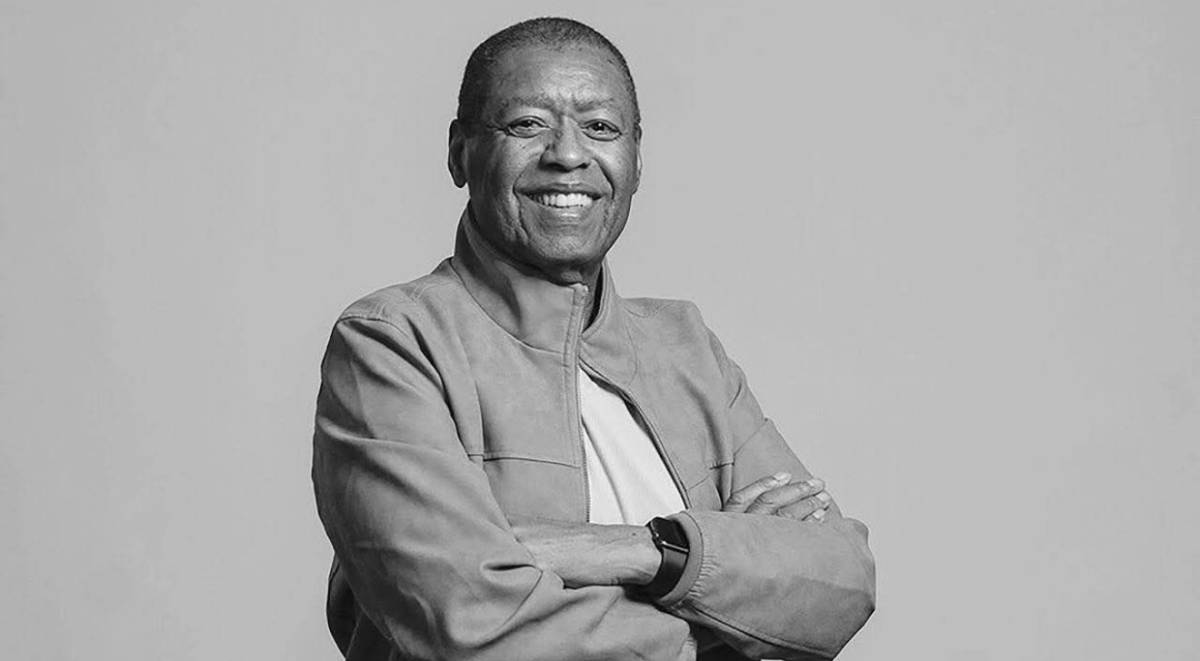 R.I.P To the Man that God USED in Shaping my Gospel Music Life.
I Am Just Muted Right now. DR RON
KE...