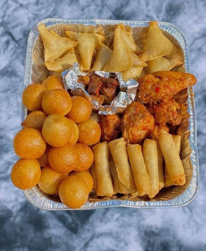 Today I’m serving small chops to everyone that follows, likes, and comments on my posts 🥰❤️
This is...
