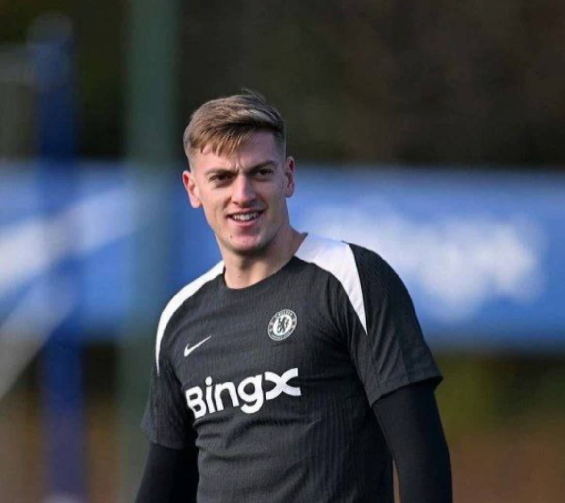 🗣Jamie Carragher on Delap's transfer to Chelsea:
"It was a bad move, honestly, to Chelsea. I just t...