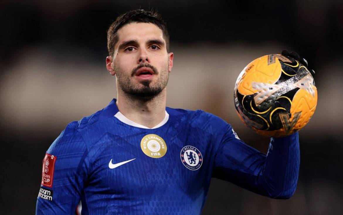 đŸ—£Pedro Neto on the win:
"Really pleased. The mentality of the team was amazing. To win 4-0 away in...