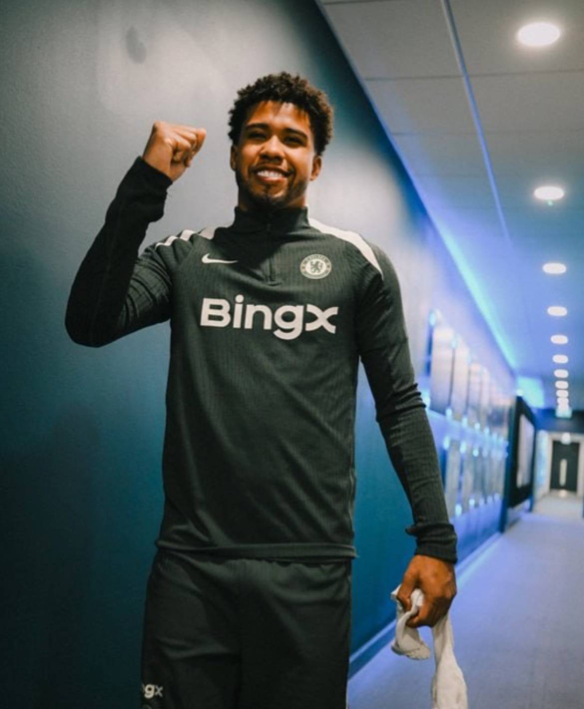 Hey, Andrey! 😁

#CFC | #Chelsea

📲 @CFC_ChelseaFC