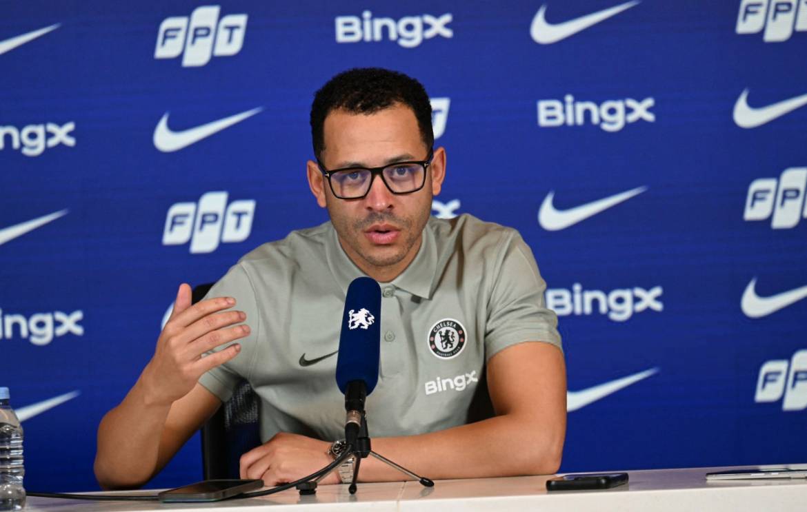 🎙 Liam Rosenior will hold his pre-Burnley [h] press conference from 1.30pm [UK] this afternoon.

#CF...