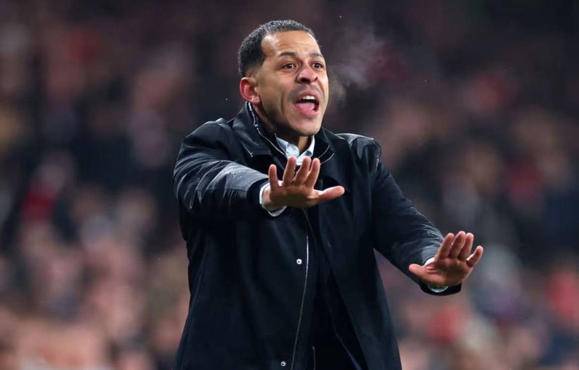 🗣Ben Foster reacts to Rosenior’s comment about a Chelsea player failing his marking assignment:
"Tw...