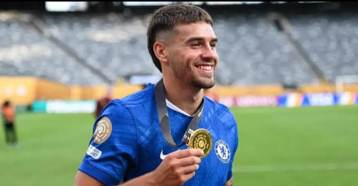๐จ Marc Guiu has not handed in a transfer request. He still loves being at the club and is focused o...