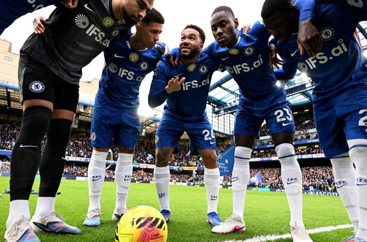 🗣 Roy Keane on Arsenal vs Chelsea:
"They will do something silly and get a man sent off again. Chel...