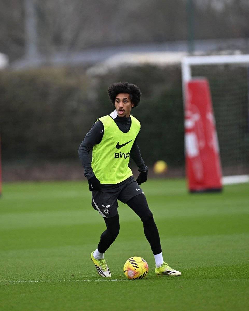 Joao Pedro with a new style
#CFC | #Chelsea
๐ฒ @CFC_ChelseaFC