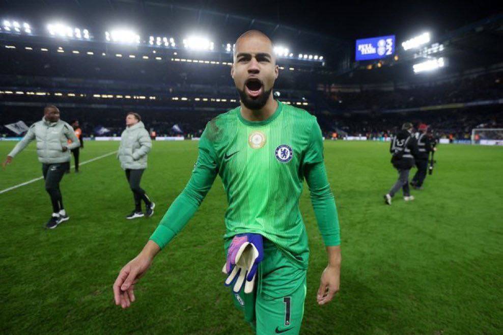 🗣️ Gary Neville:
"I’m going to talk about the goalkeeper as well because Robert Sanchez invites pr...