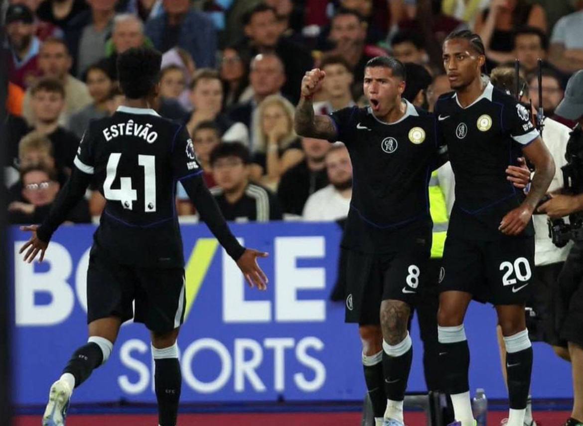 🚨Chelsea will be in the third kit tonight!
#CFC | #Chelsea
📲 @CFC_ChelseaFC