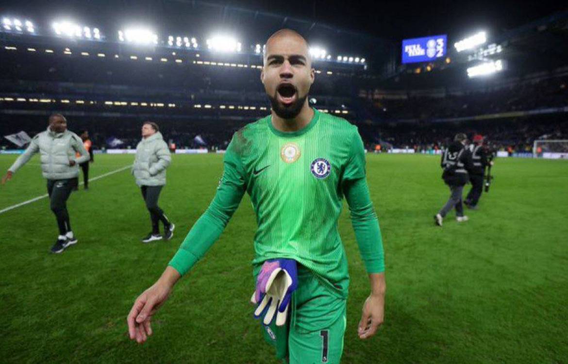 Robert Sanchez is not injured. He has simply been benched.
๐ Kieran Gill - Daily Mail
#CFC | #Che...