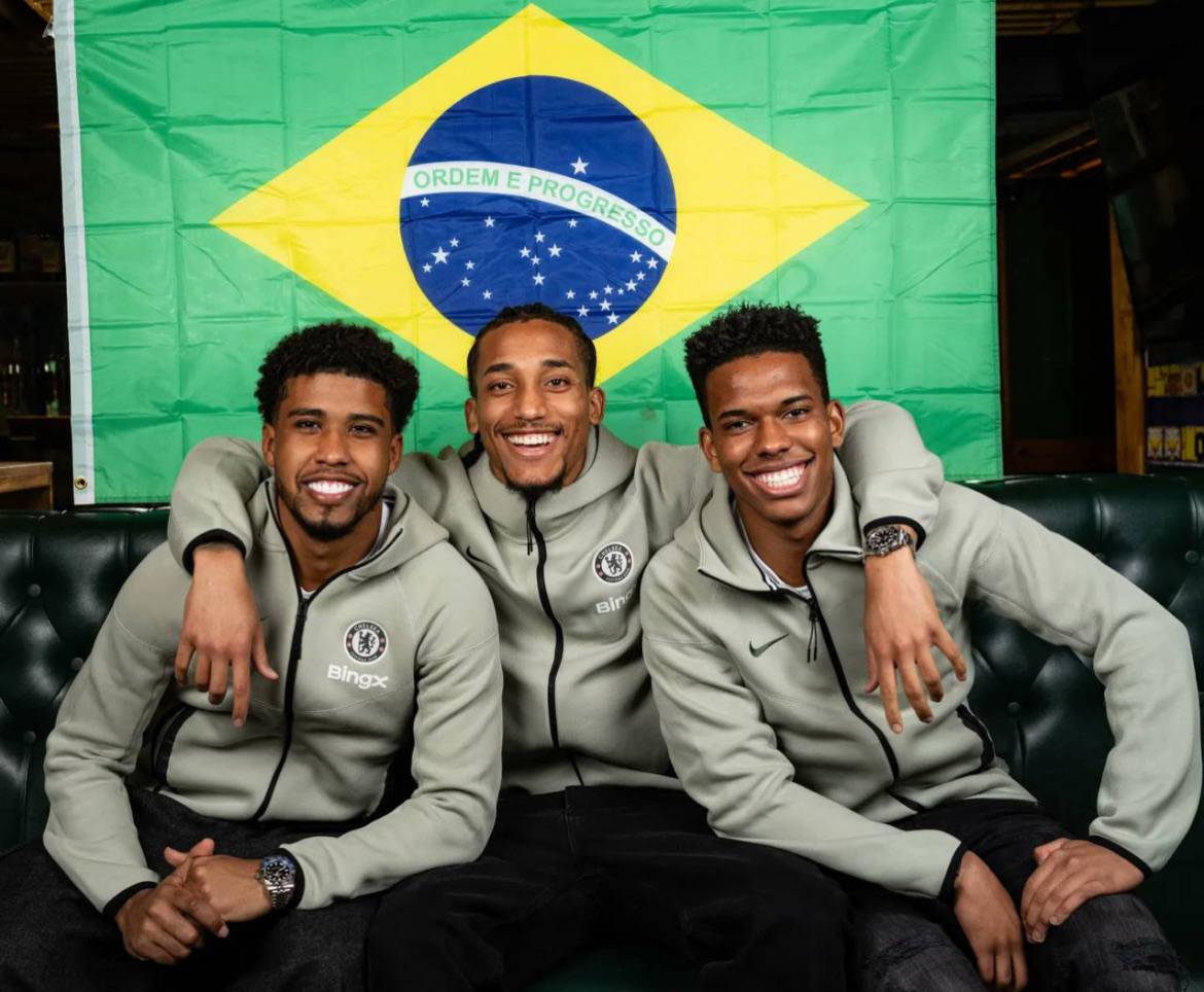 ❗️🇧🇷Joao Pedro is a captain without the armband, even acting as a guide for the youngest, such as E...