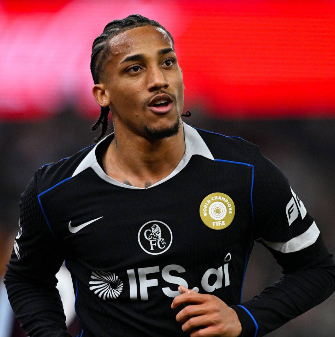๐ฃ๏ธ Tim Sherwood on Joao Pedro:
"he's an outstanding, all round player, and it's incredible that he...