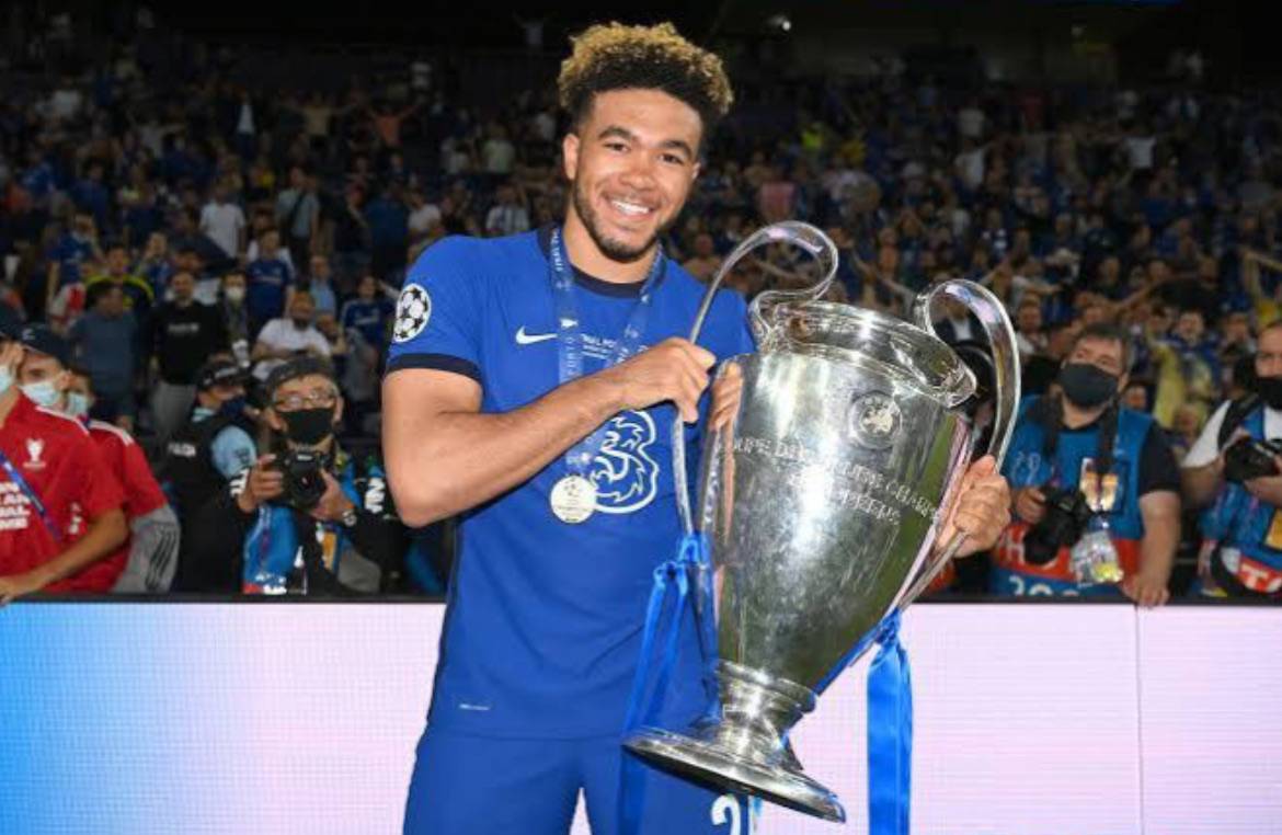 🗣️ Mamadou Sarr:

 "I think we are young, but we have a lot of experience. Guys like Reece [James],...