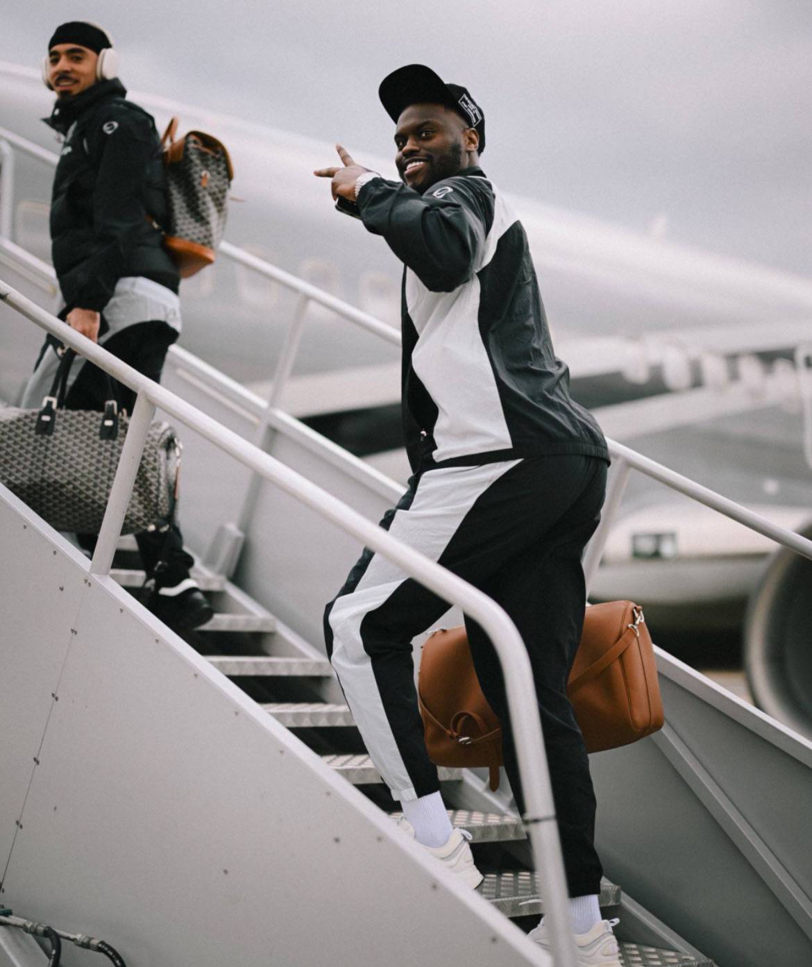 ✈️👍

#CFC | #Chelsea | #UCL

📲 @CFC_ChelseaFC
