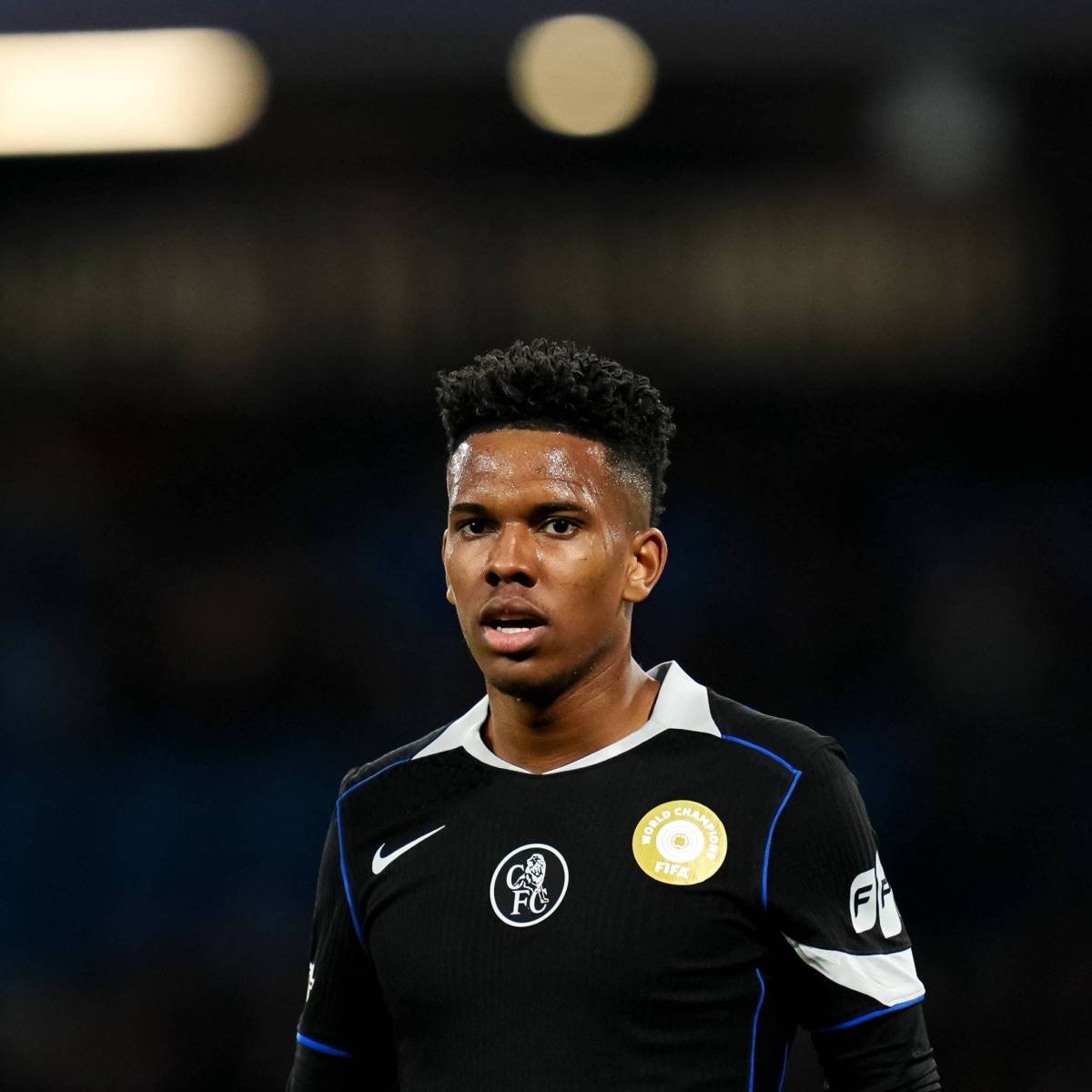 🗣️ Liam Rosenior on Estevao:
"He is scary. He’s not doing that against a pub team, he’s doing that...