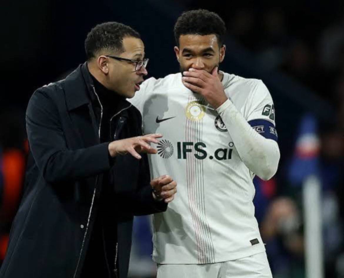 🗣️ Reece James on Liam Rosenior:
"Firstly, he's an amazing person and an amazing manager. The short...