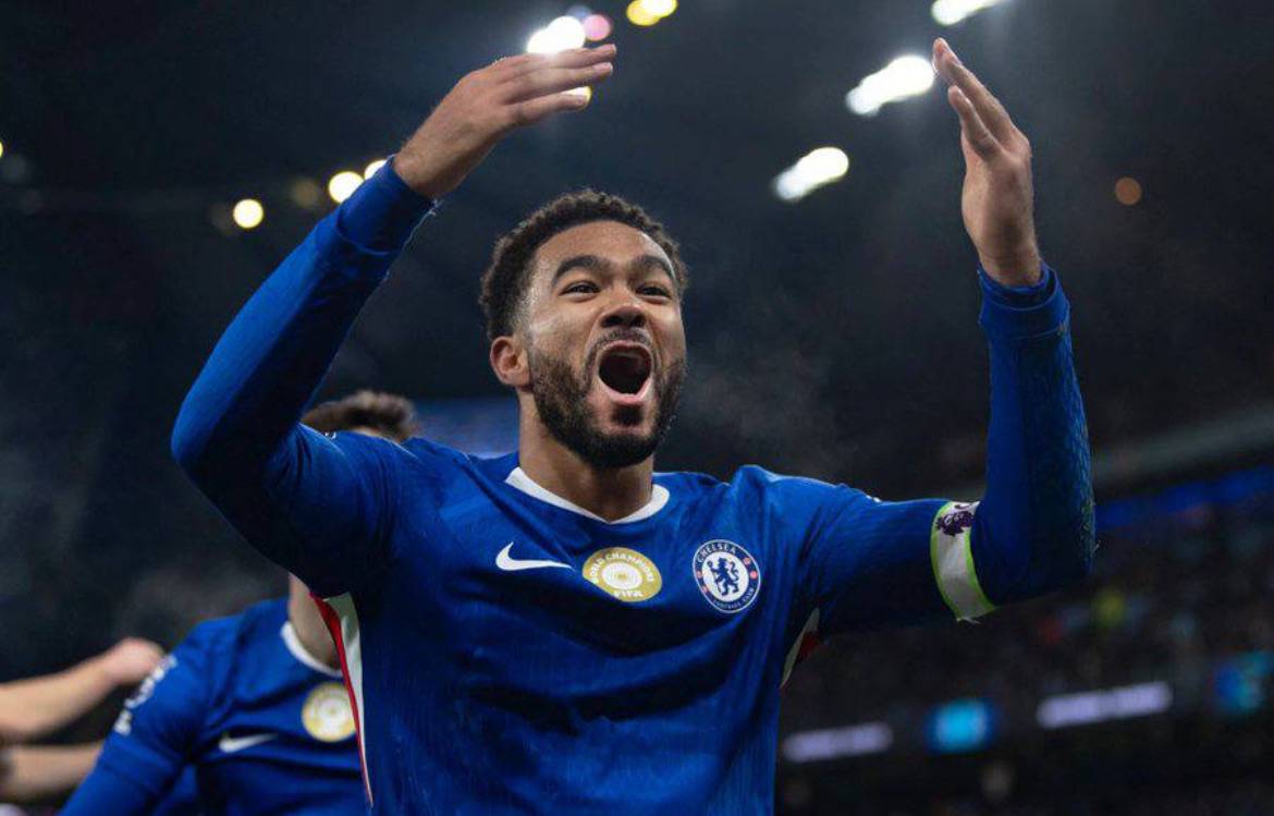 🚨BREAKING: Reece James is estimated to be absent for two months.
🔗 Fabrice Hawkins - RMC Sport
#...