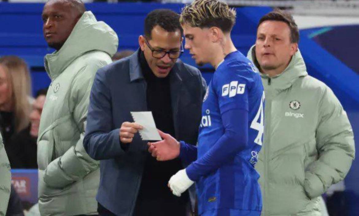 🗣️ Fabio Capello claims players will be laughing at Rosenior for handing Garnacho a note as a sub wh...