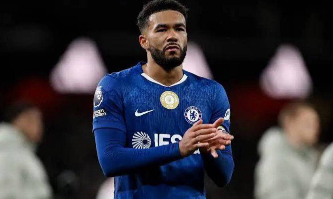 🗣️ England legend Chris Waddle on Reece James:
"He is one of the very best in his position, but Jam...