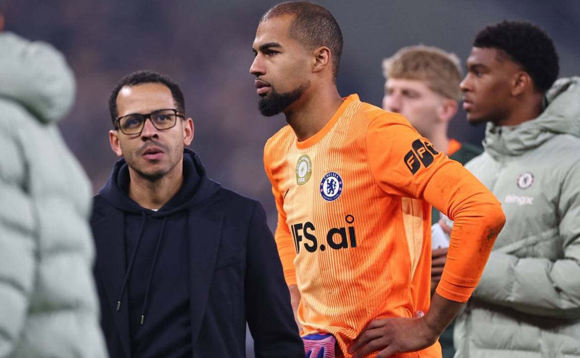🗣Liam Rosenior on international break:
"It gives us time to sit down together, to analyze, to make...