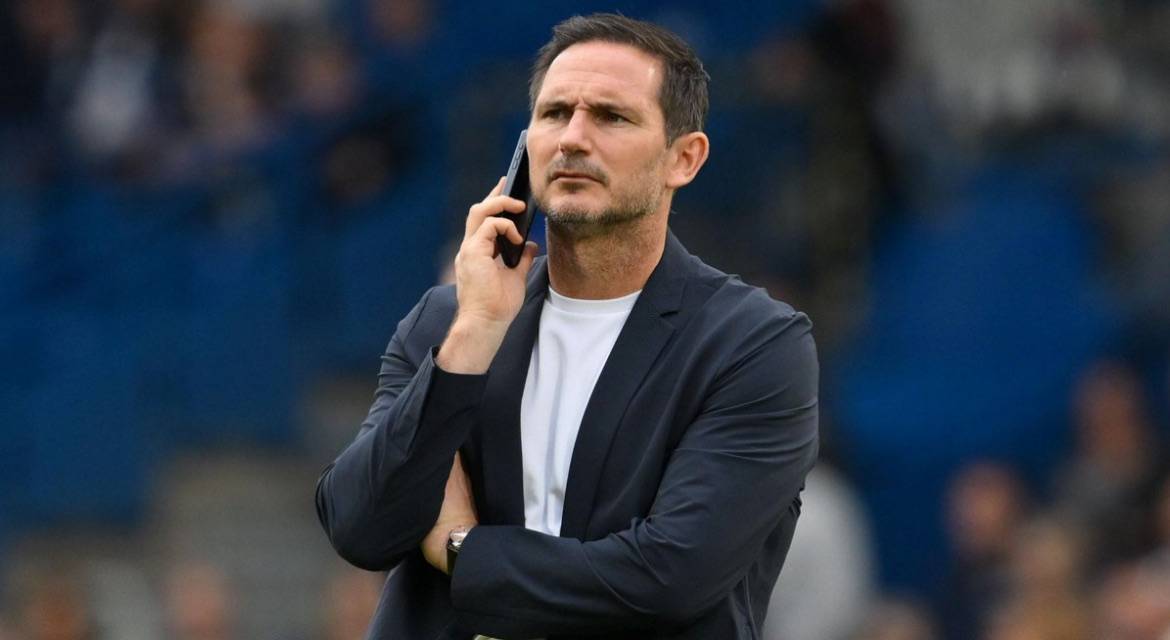 🗣 Nicky Butt:
"It wouldn’t be a stupid thing to go and get Frank Lampard back in charge of Chelsea...